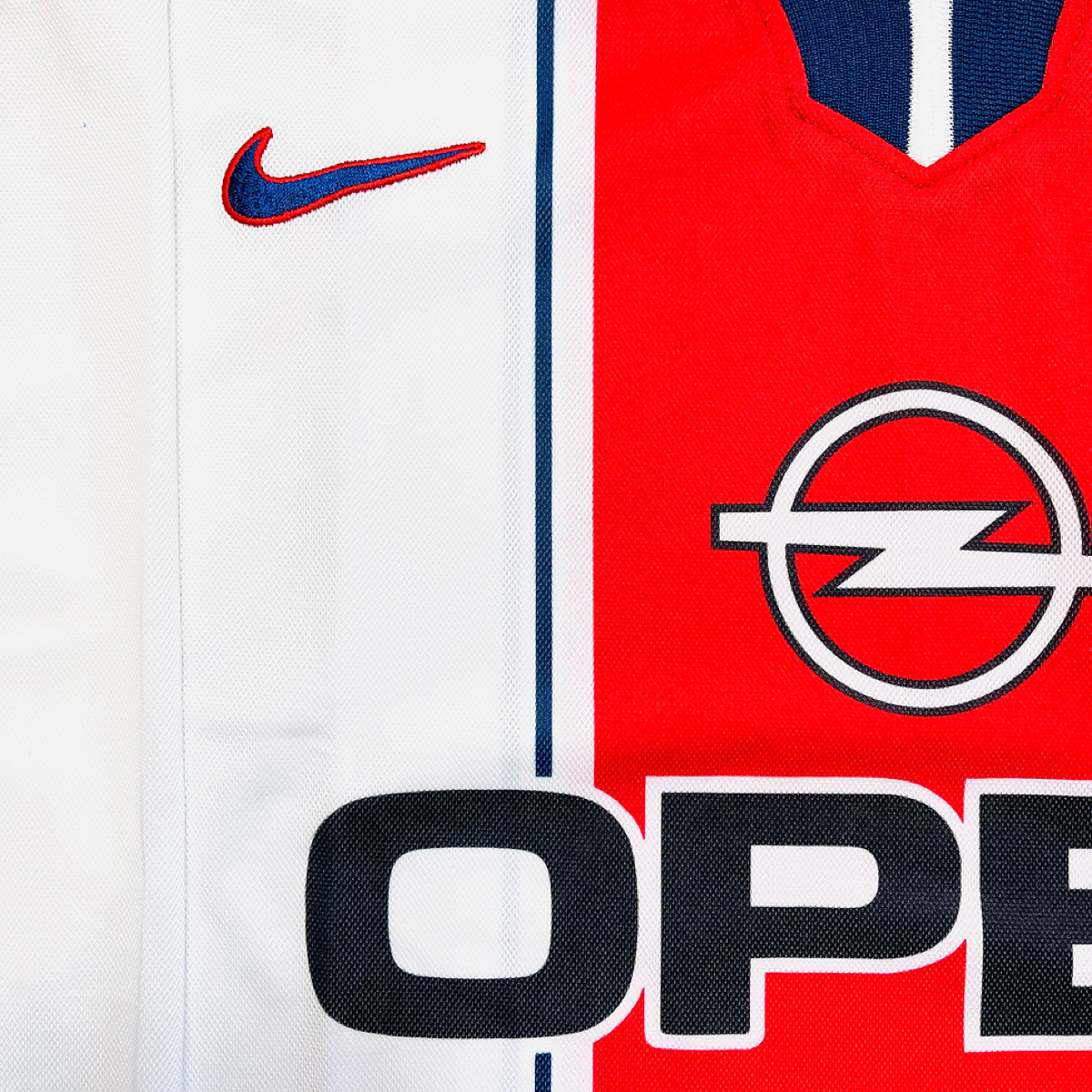 1998-99 Paris Saint-Germain FC 2a Equipacion