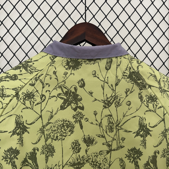 FC Bayern München Cortavientos