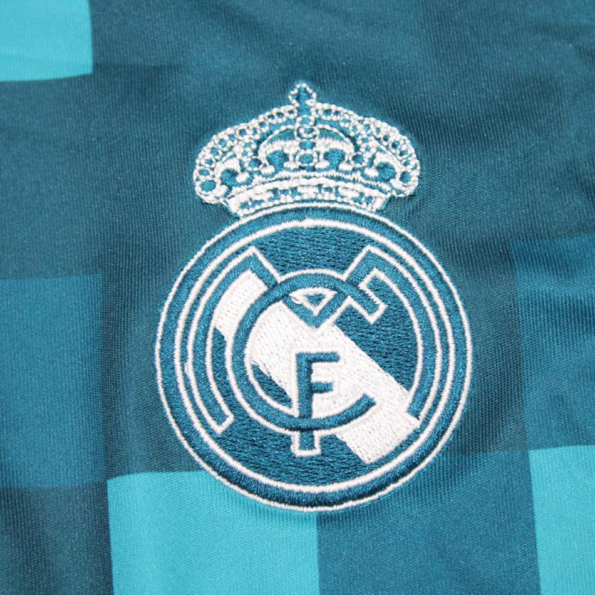 2017-18 Real Madrid CF 3a Equipacion