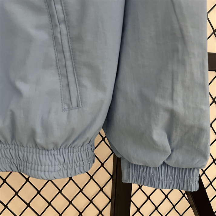 Paris Saint-Germain FC Cortavientos