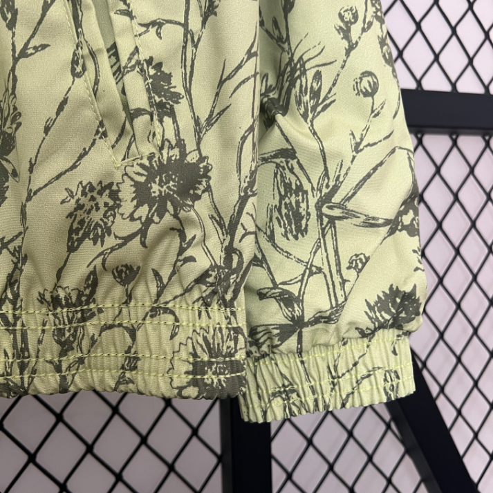 FC Bayern München Cortavientos