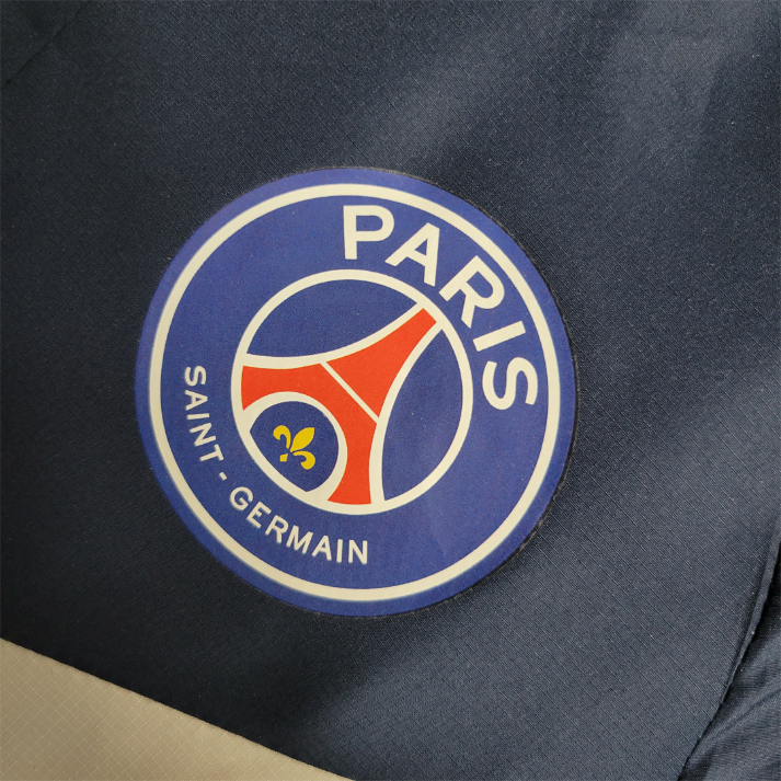 Paris Saint-Germain FC Cortavientos