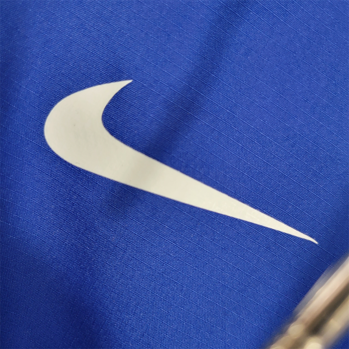 Paris Saint-Germain FC Cortavientos