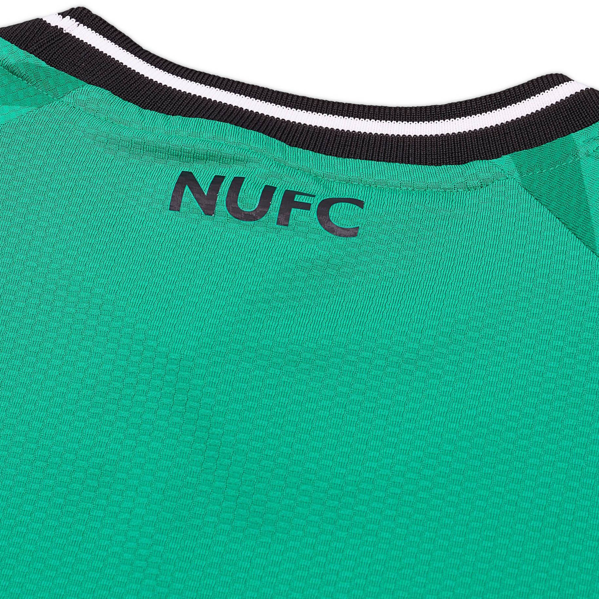 2023-24 Newcastle United FC 2a Equipacion