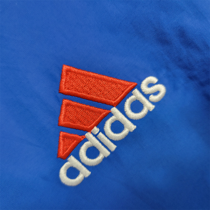 FC Bayern München Cortavientos