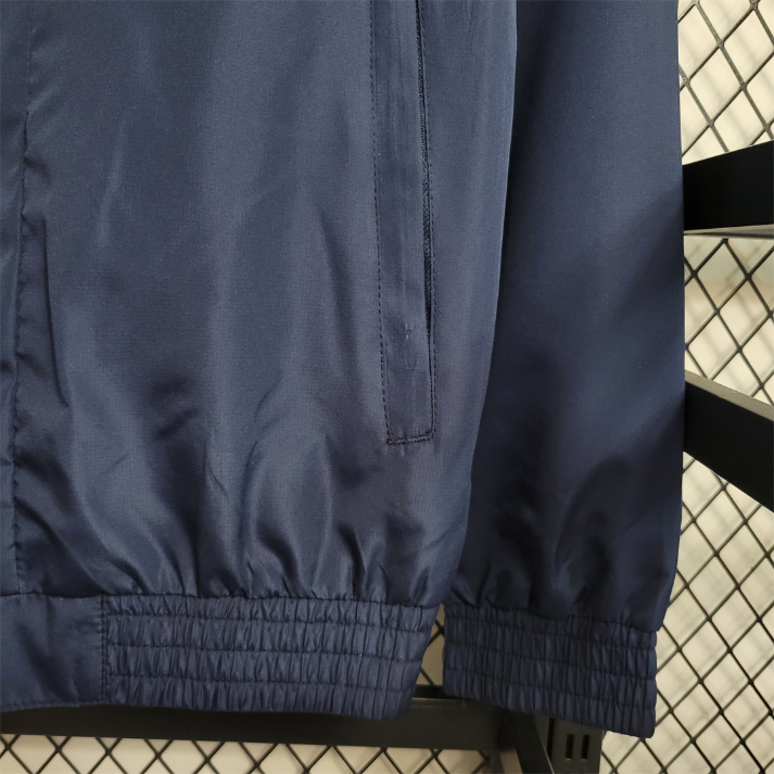 Paris Saint-Germain FC Cortavientos