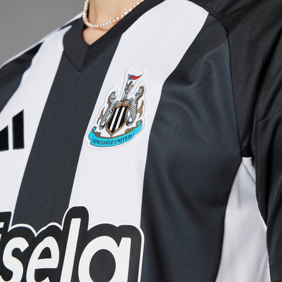 2024-25 Newcastle United FC 1a Equipacion