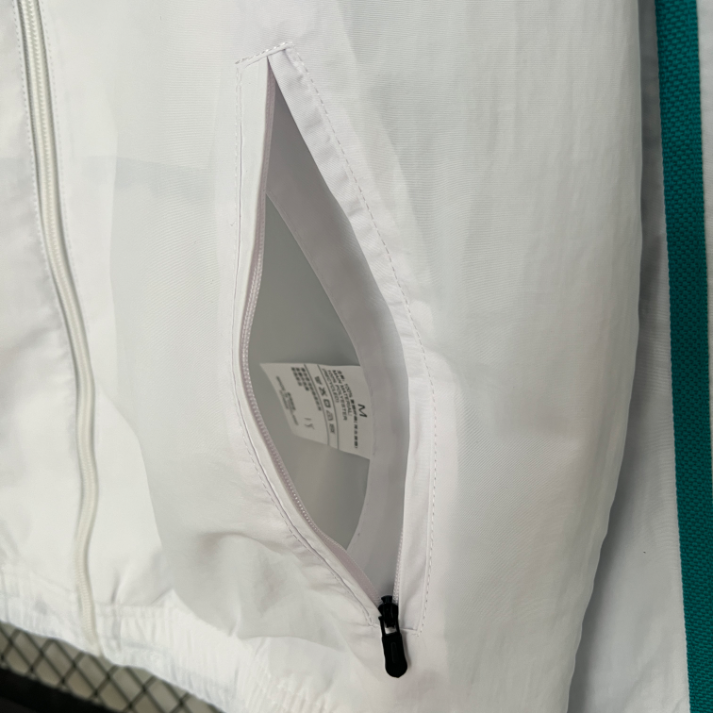 Real Madrid CF Cortavientos