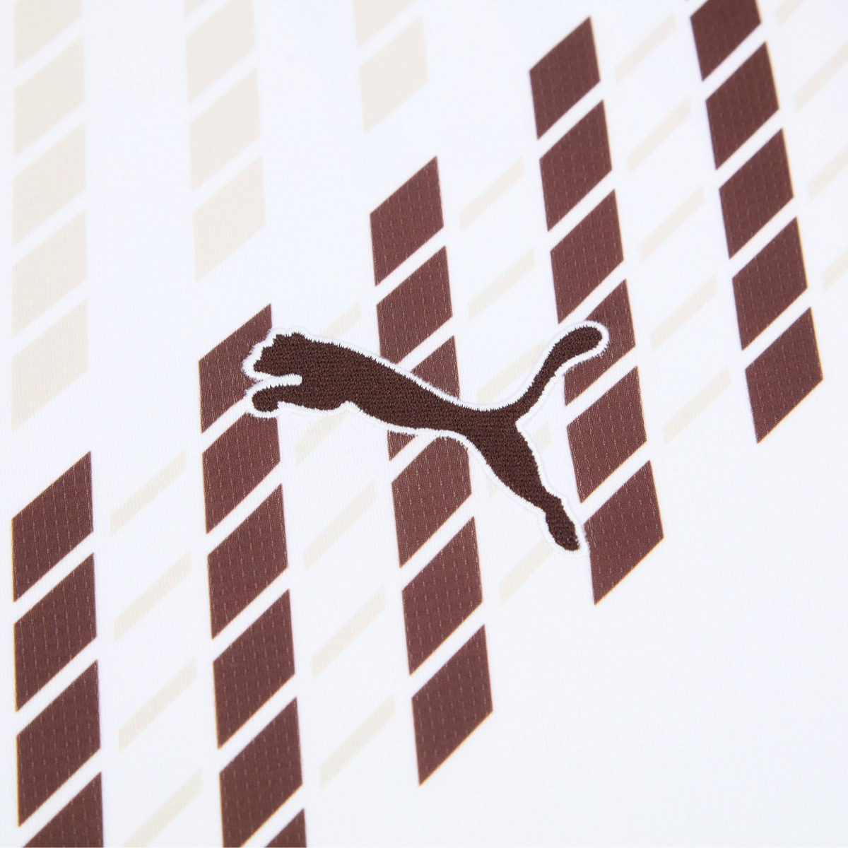 2024-25 FC St. Pauli 2a Equipacion