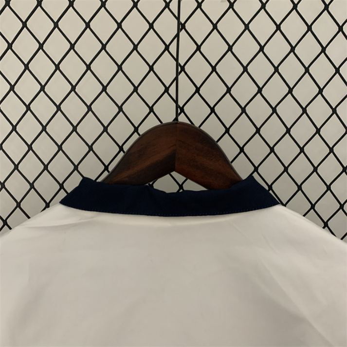 Paris Saint-Germain FC Cortavientos