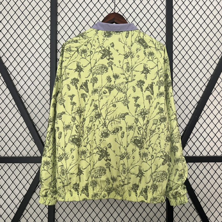 FC Bayern München Cortavientos