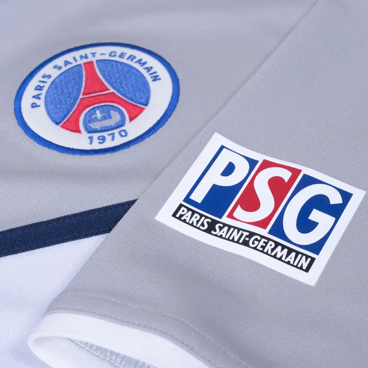 2000-01 Paris Saint-Germain FC 2a Equipacion