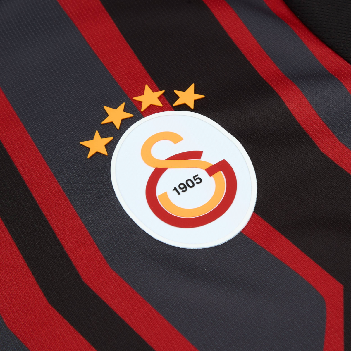 2024-25 Galatasaray SK 3a Equipacion