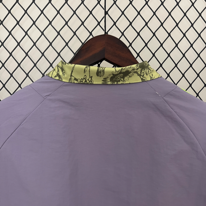 FC Bayern München Cortavientos