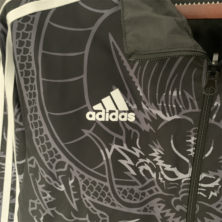 Real Madrid CF Cortavientos