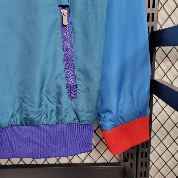 Paris Saint-Germain FC Cortavientos