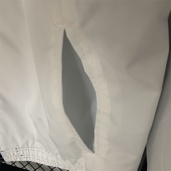 Paris Saint-Germain FC Cortavientos