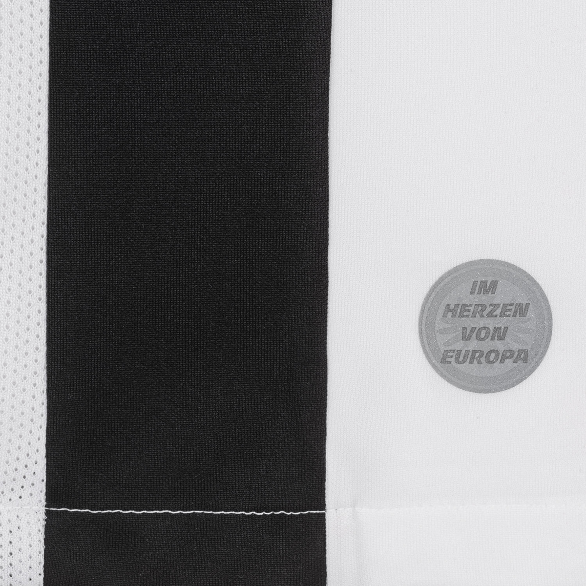 2024-25 Eintracht Frankfurt 1a Equipacion