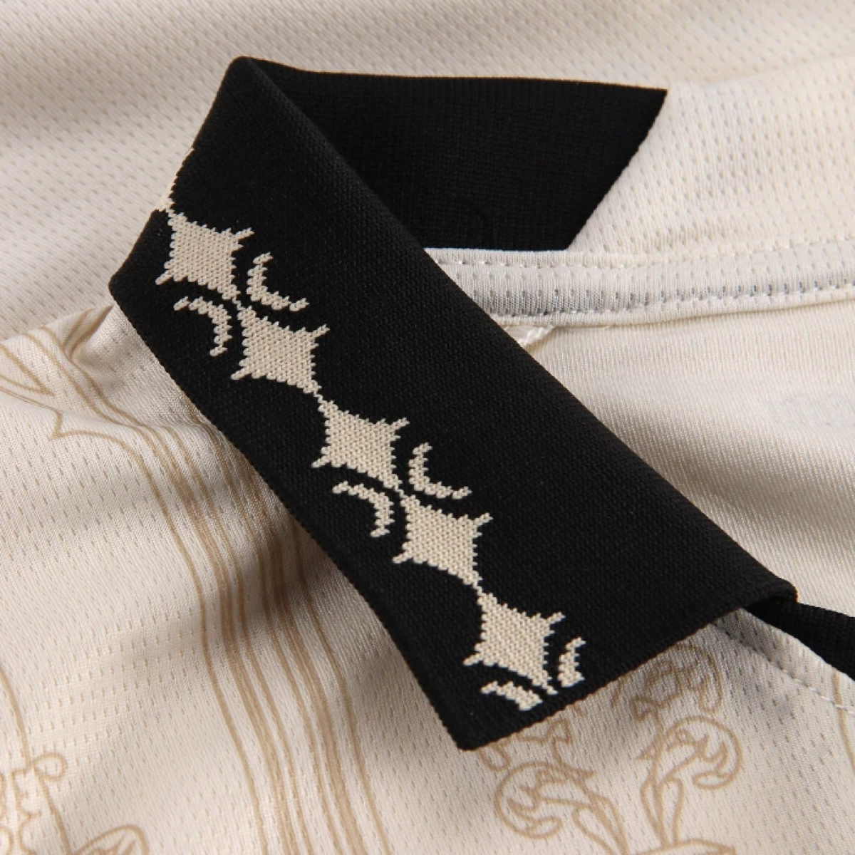 2023-24 AC Milan x Pleasures Equipacion Edicion Especial Beige