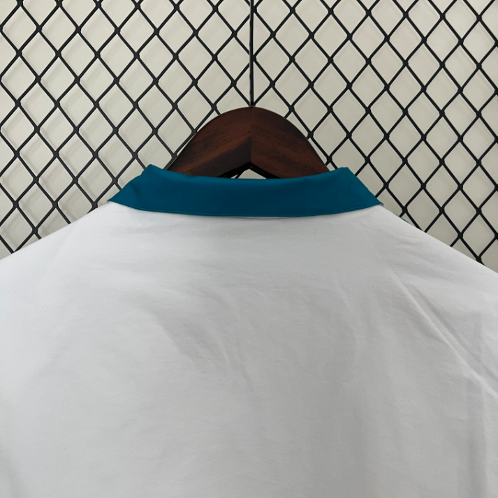 Real Madrid CF Cortavientos