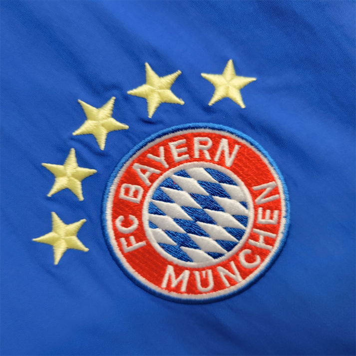 FC Bayern München Cortavientos