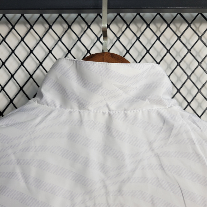 Real Madrid CF Cortavientos