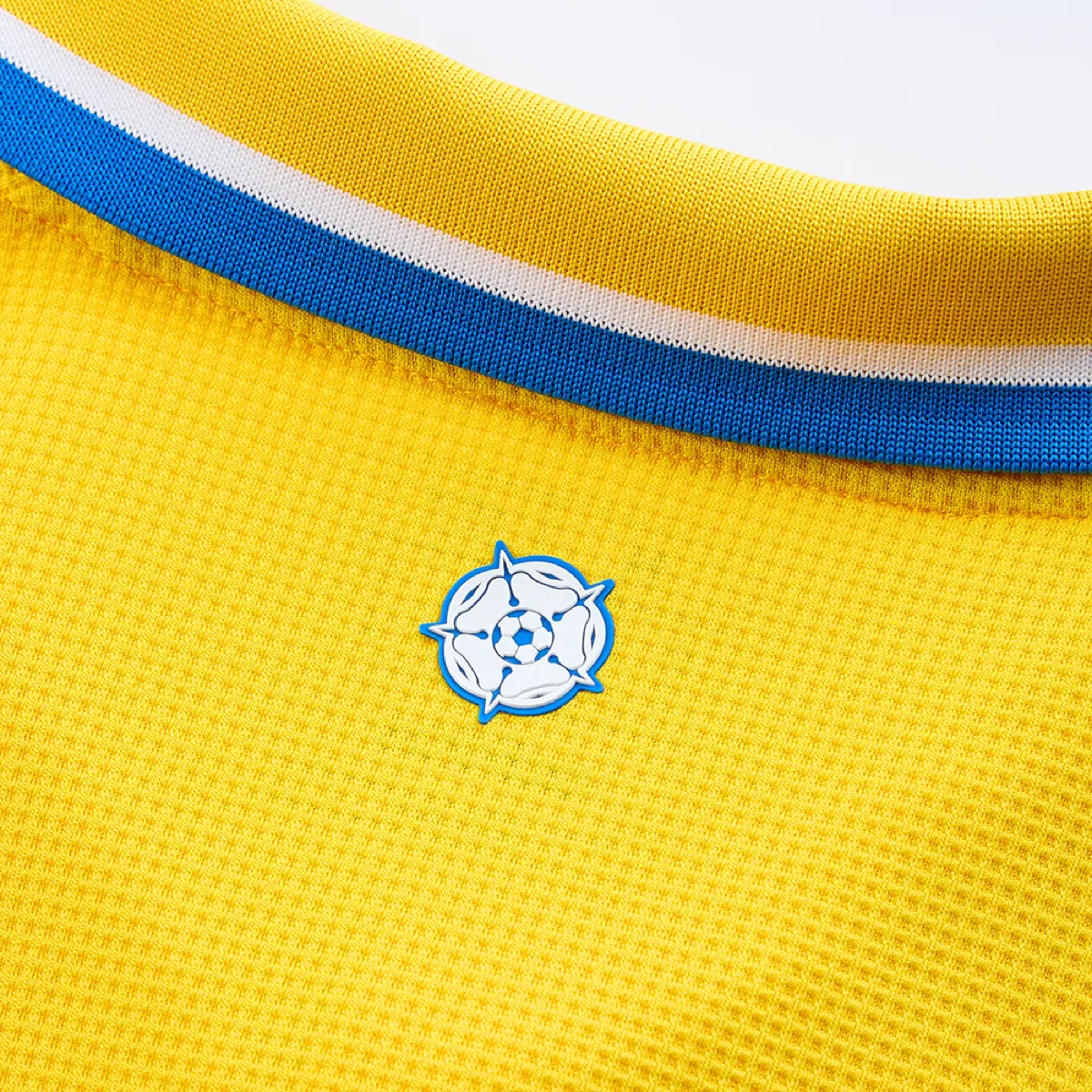 2024-25 Leeds United FC 2a Equipacion