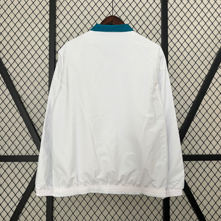 Real Madrid CF Cortavientos